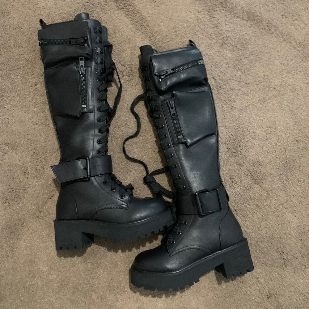Dollskill current mood size 5